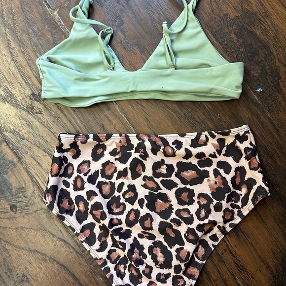 Zaful Mint and Leopard Print Bikini Set <<<161>>>> - Picture 5 of 7